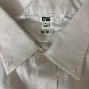 Uniqlo White Dress Shirt Classic Design